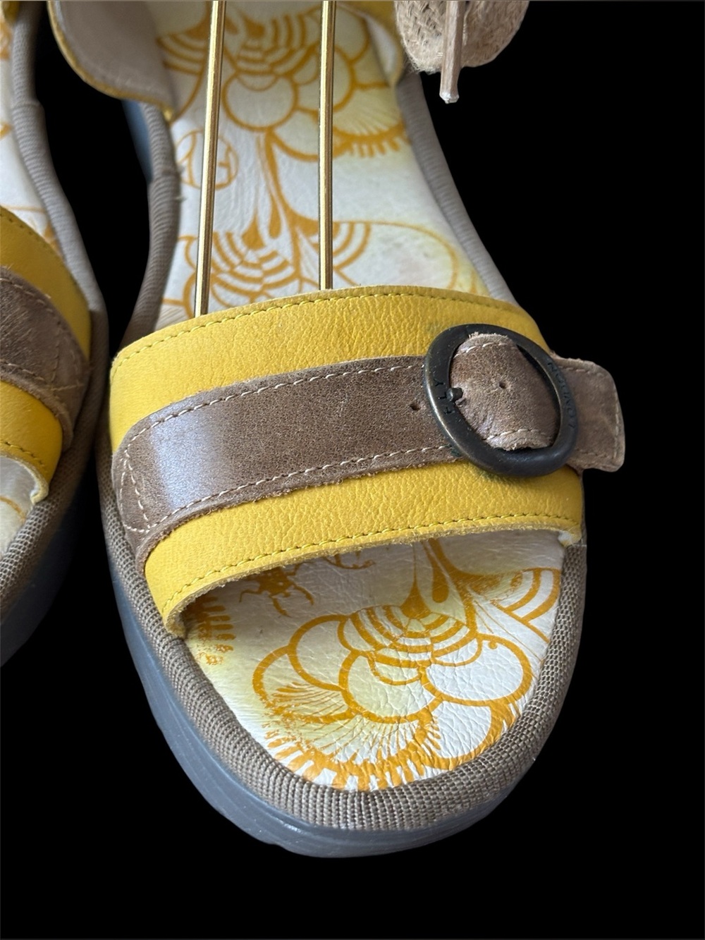 🪰FLY LONDON Yaje Yellow Platform Wedge Sandle Sz 41/10 - Picture 9 of 13
